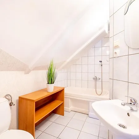 Irys Pokoje Goscinne *