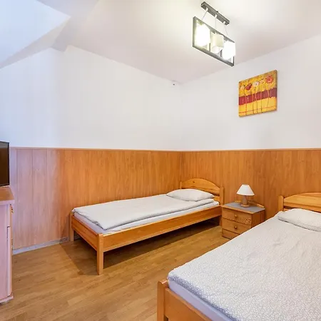 Irys Pokoje Goscinne Habitación en casa particular