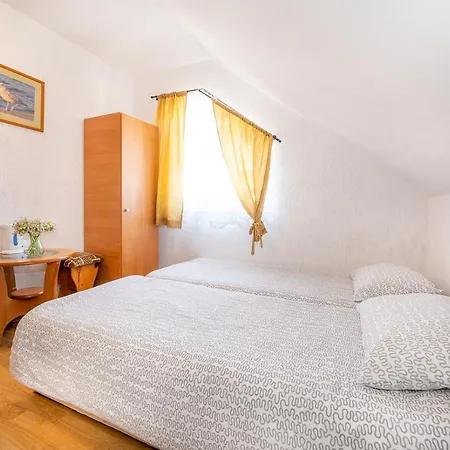 Habitación en casa particular Irys Pokoje Goscinne Darłowo