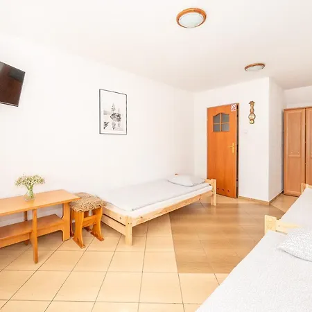 Irys Pokoje Goscinne Habitación en casa particular *