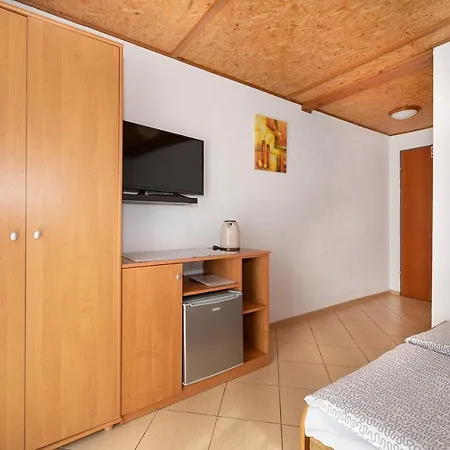 Irys Pokoje Goscinne Homestay