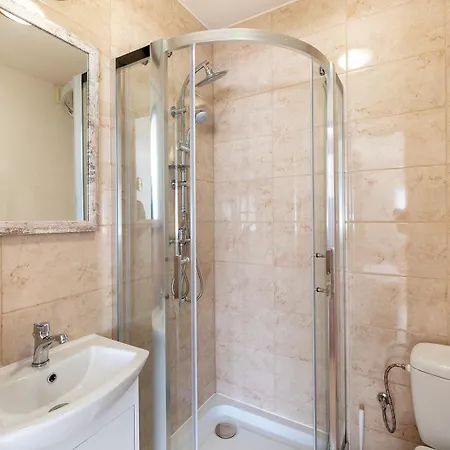 Irys Pokoje Goscinne Darłowo